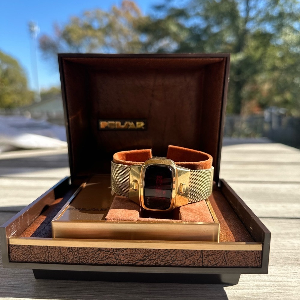 Men’s Pulsar 1970s James Bond style 14kt Gold Filled With Original Box
